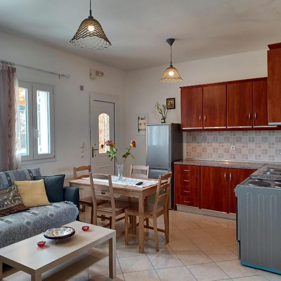 Eleonas Apartment 1, Lygia Лигия Экстерьер фото